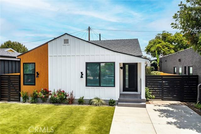 Los Angeles, CA 90066,12520 Gilmore AVE