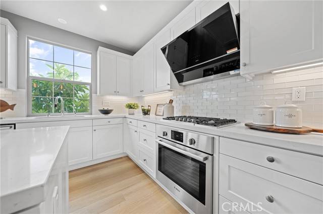 Irvine, CA 92618,134 Falcon RDG