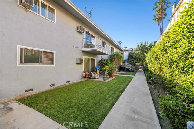 Burbank, CA 91501,418 E Harvard RD D