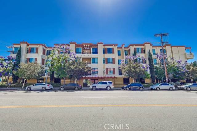 North Hollywood, CA 91605,6938 Laurel Canyon BLD 101