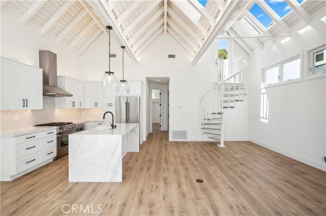 Corona Del Mar, CA 92625,439 1/2 Carnation AVE
