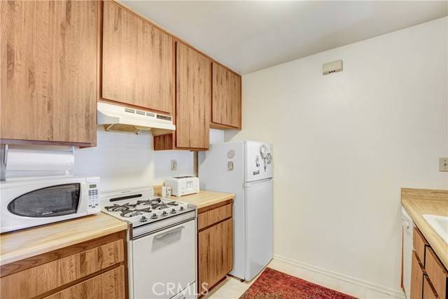 Simi Valley, CA 93063,4565 Alamo ST H