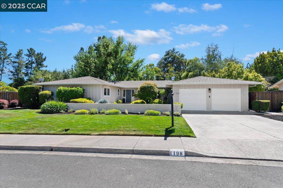 Moraga, CA 94556,1198 Larch Ave