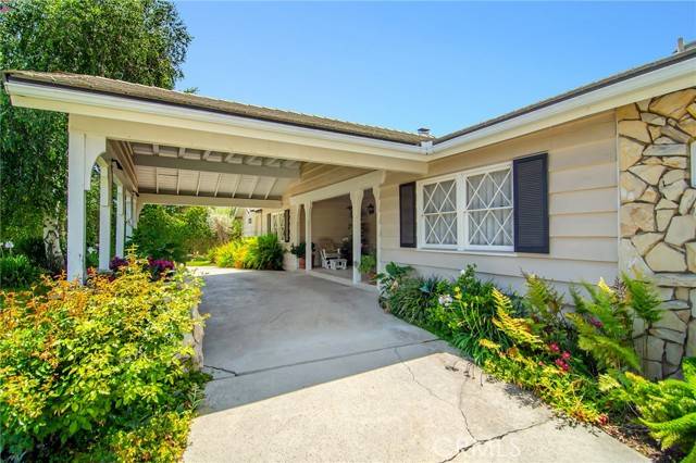 Woodland Hills, CA 91364,19842 Santa Rita ST