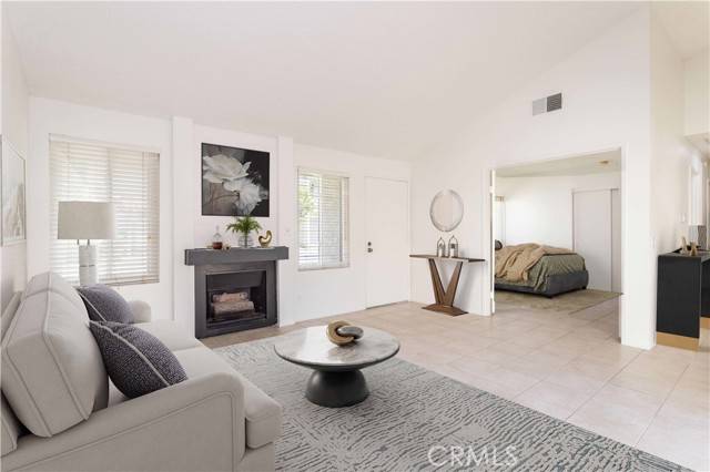 Porter Ranch, CA 91326,19533 Rinaldi ST 48
