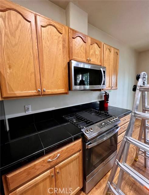 Willits, CA 95490,1290 Tuck RD