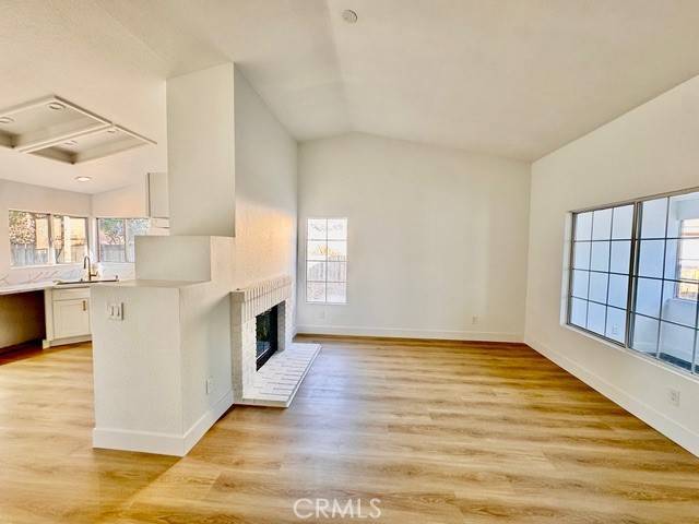 Adelanto, CA 92301,10796 Bonanza RD