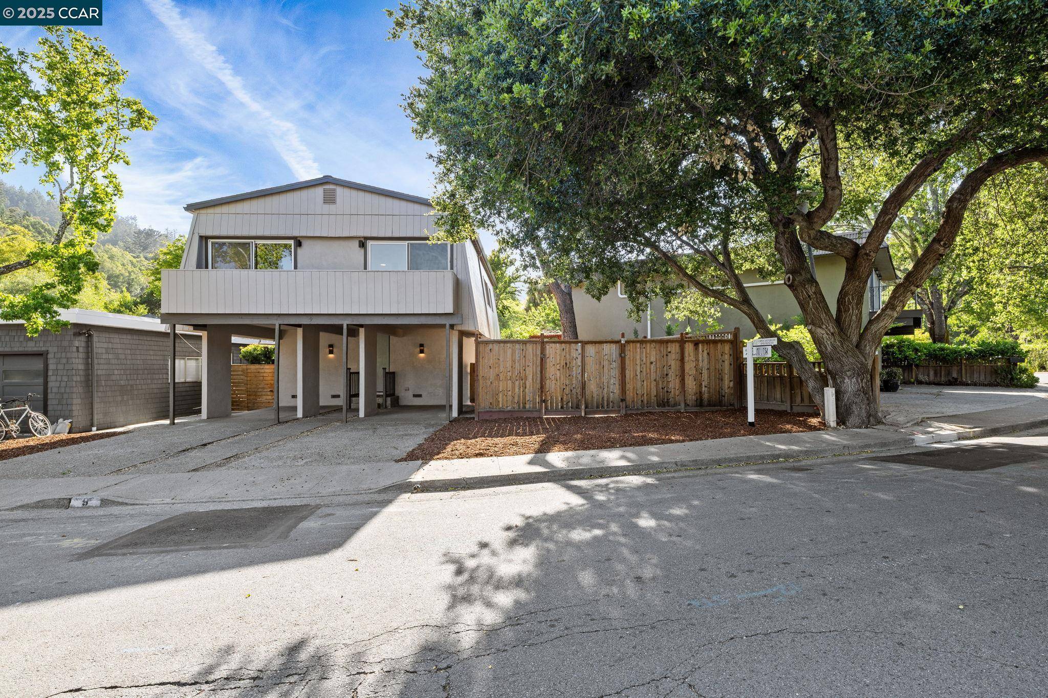 Fairfax, CA 94930,9 Glen Dr