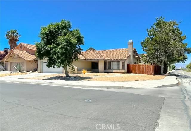 Palmdale, CA 93552,37543 Royal CT