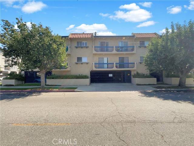 Sherman Oaks, CA 91411,14560 Clark ST 202