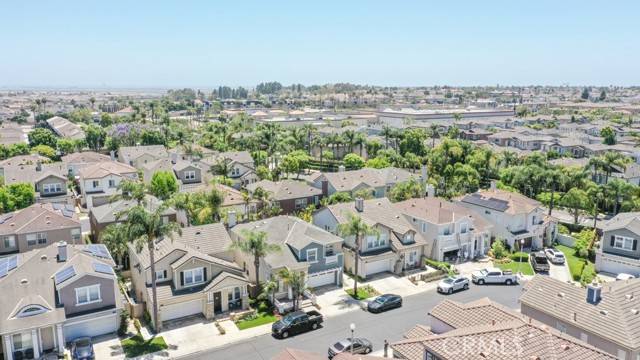 Huntington Beach, CA 92649,5326 Charlotta DR