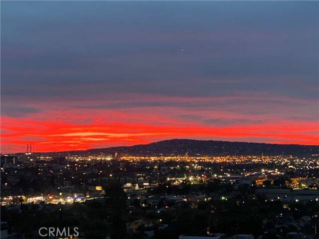 Signal Hill, CA 90755,2604 E 20th street 304