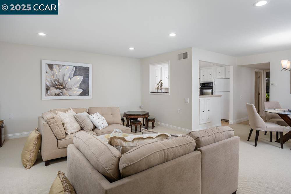 Walnut Creek, CA 94595,1224 Canyonwood Ct 2