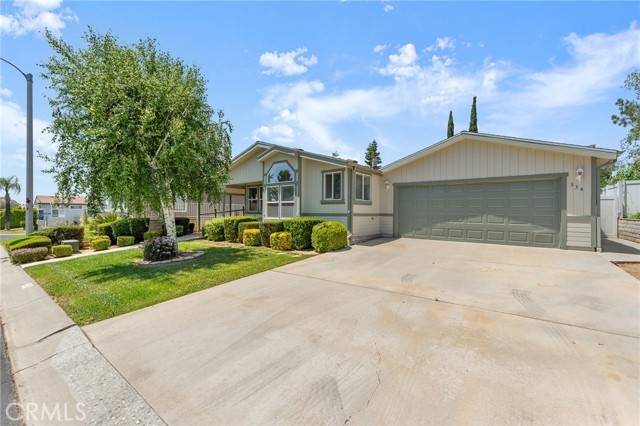 Calimesa, CA 92320,10961 Desert Lawn DR 334