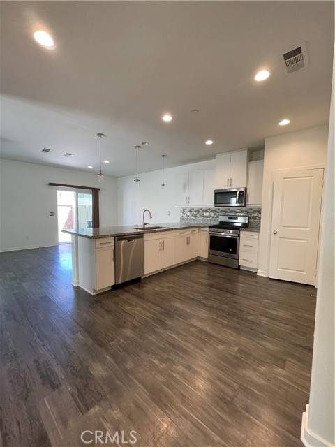 Moreno Valley, CA 92555,27396 Basalt WAY