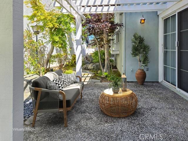 Manhattan Beach, CA 90266,50 Village CIR