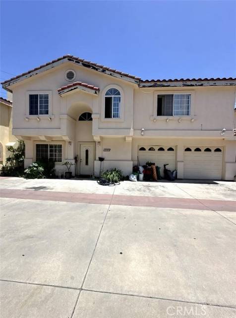 Paramount, CA 90723,8419 2nd ST 2