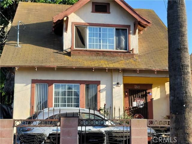 Los Angeles, CA 90037,126 W 54th ST
