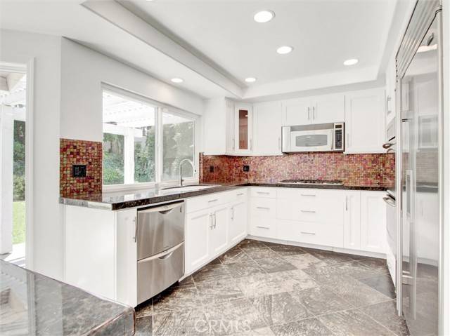 Yorba Linda, CA 92886,20472 Via Marwah