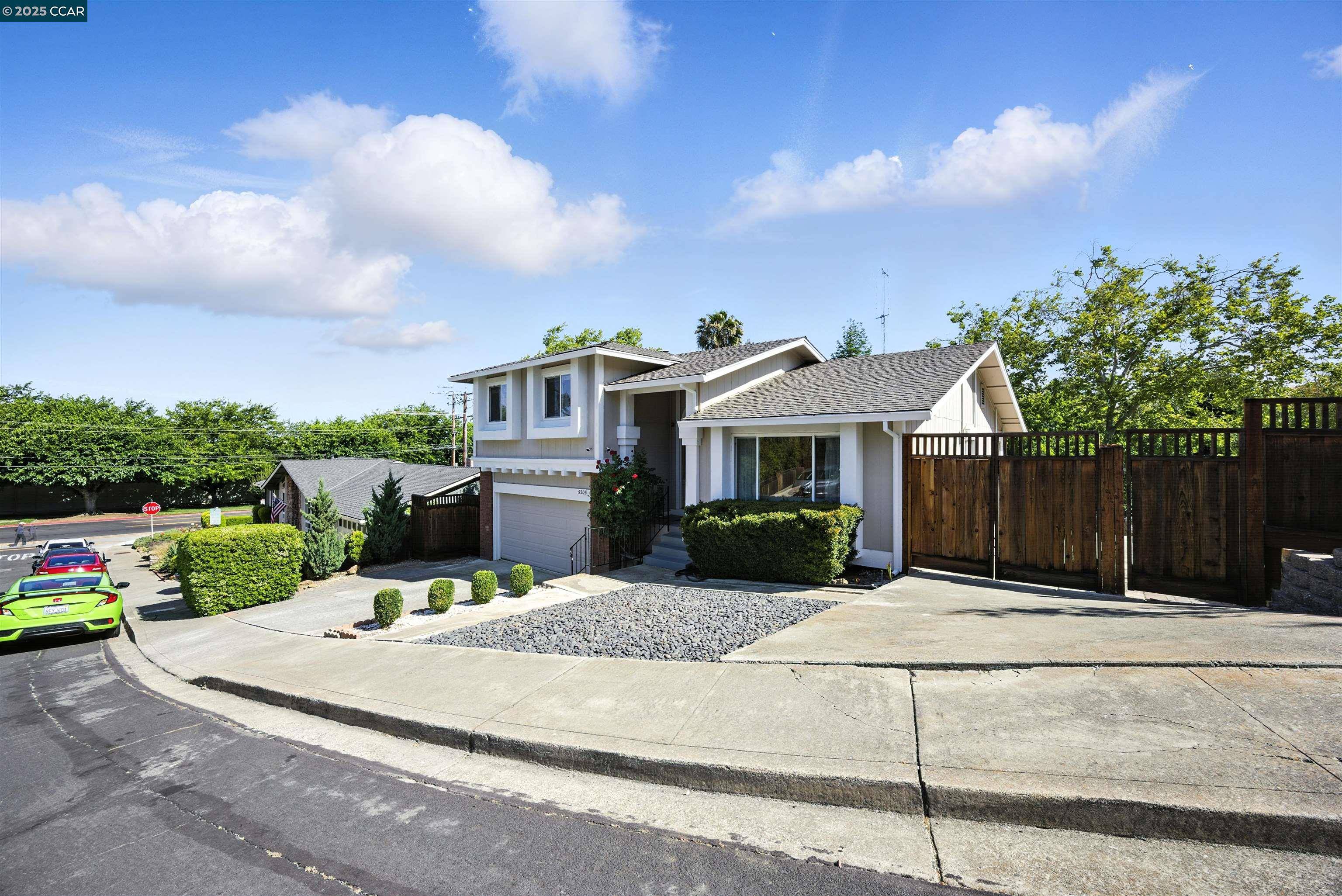 Concord, CA 94521,5205 Forrestgreen Ct