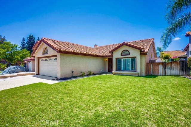 Corona, CA 92882,1326 Kroonen DR