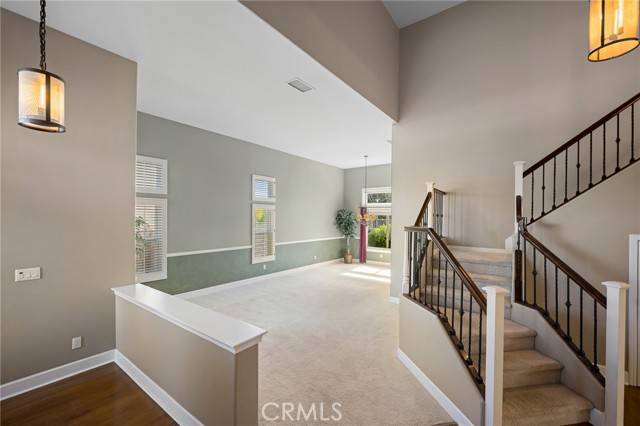 Saugus, CA 91390,21658 Canyon Heights CIR