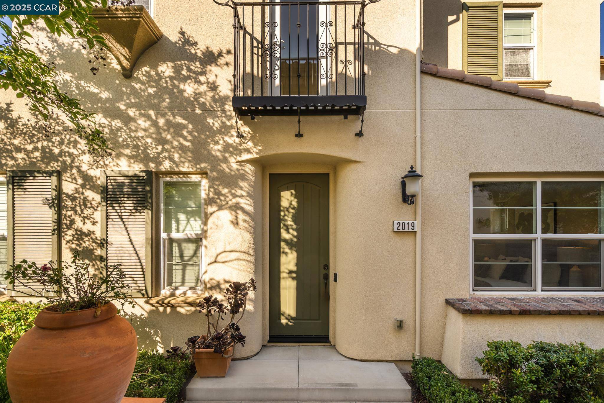 San Ramon, CA 94582,2019 Tarragon Rose Ct
