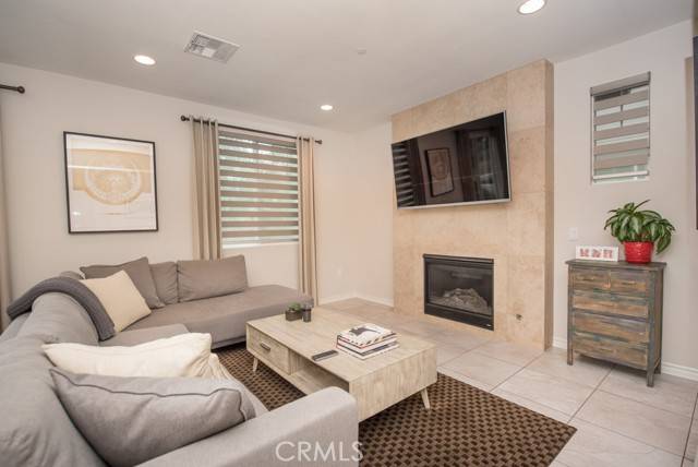 Yorba Linda, CA 92886,18027 Burke LN