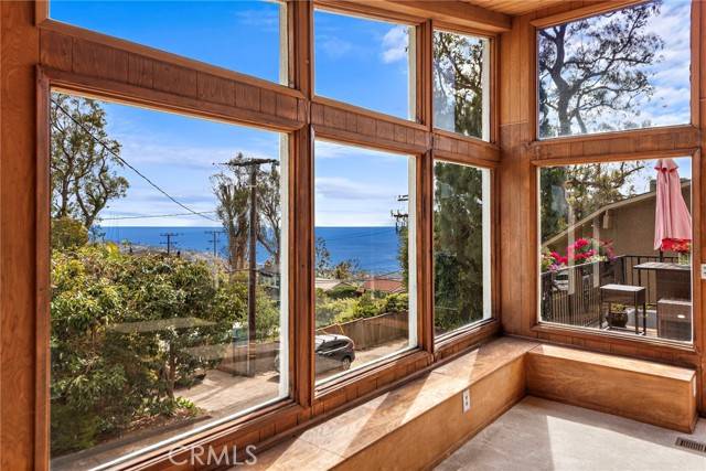 Laguna Beach, CA 92651,21521 Anns LN