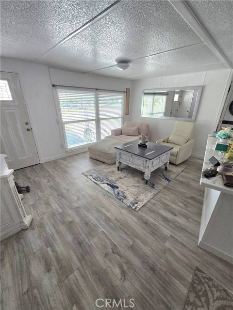 Canyon Lake, CA 92587,22725 Skylink DR