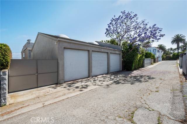 San Pedro, CA 90731,726 W 37th ST