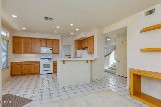 Fillmore, CA 93015,1062 Meadowlark DR