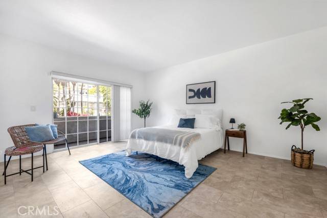 Los Angeles, CA 90068,3284 Barham BLD 201