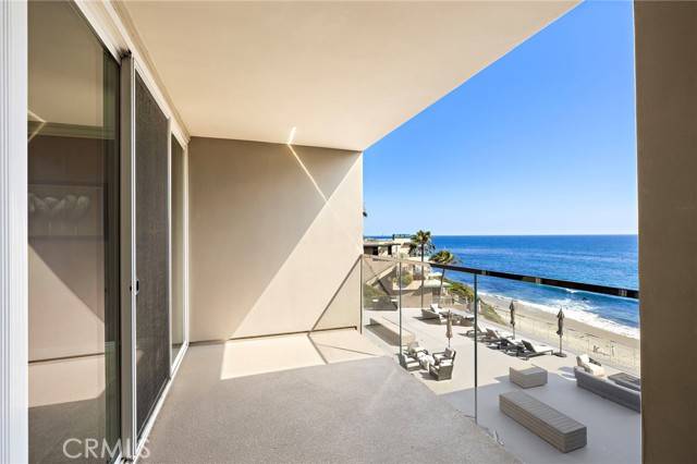 Laguna Beach, CA 92651,1585 S Coast 65