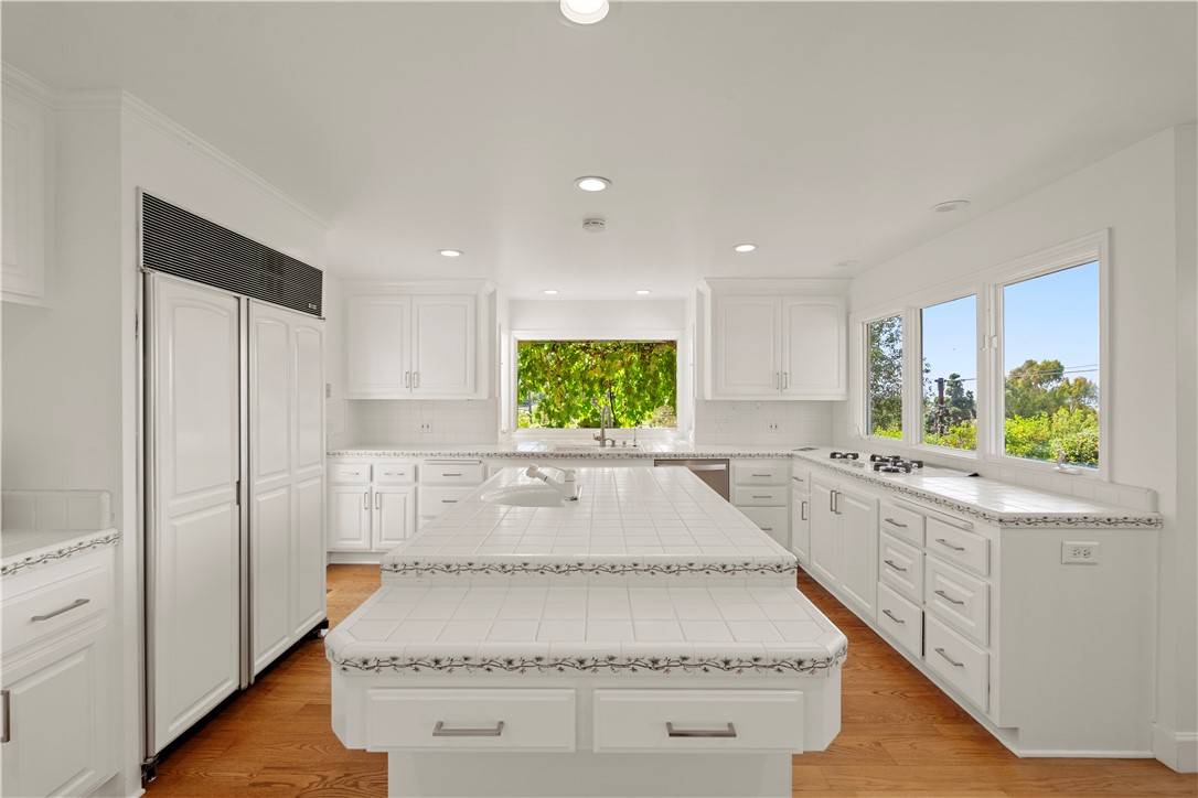 Rolling Hills Estates, CA 90274,55 Encanto DR