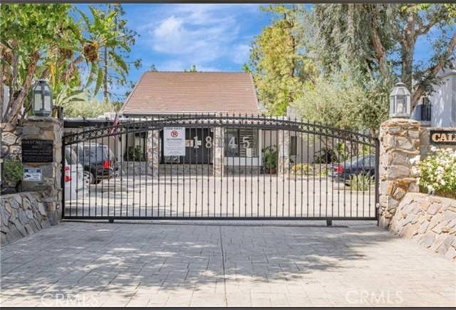 Tarzana, CA 91356,18645 Hatteras ST 250