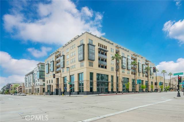 Pasadena, CA 91101,39 S Los Robles AVE 5012