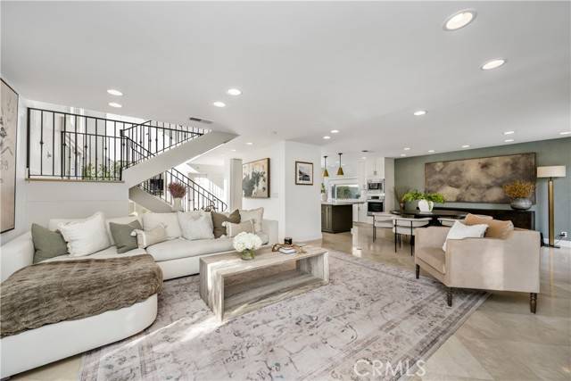 Newport Beach, CA 92660,417 Vista Suerte