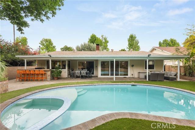 North Hills, CA 91343,15936 Osborne ST