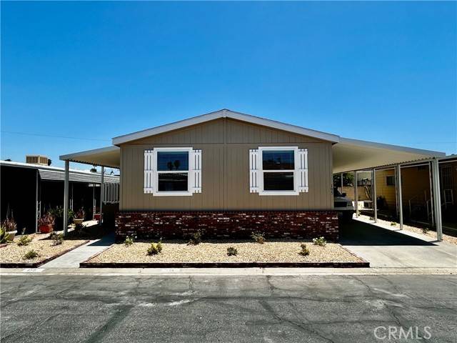 Hemet, CA 92545,2205 W Acacia Ave 195