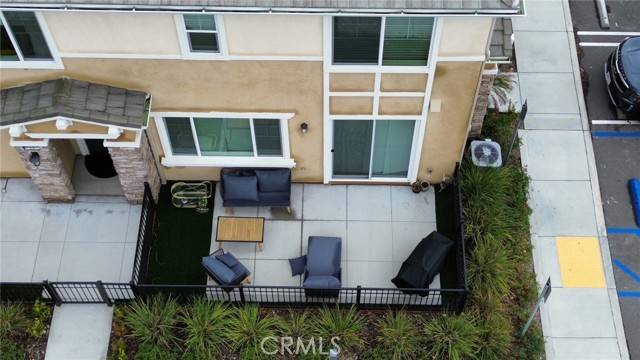 Fontana, CA 92336,16620 Wyndham LN 11