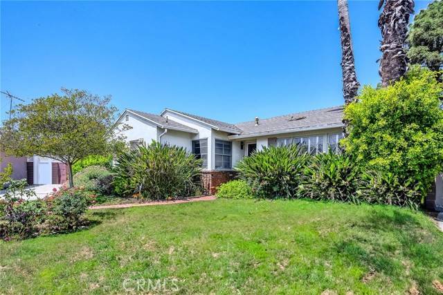 Valley Village, CA 91607,5333 Goodland AVE