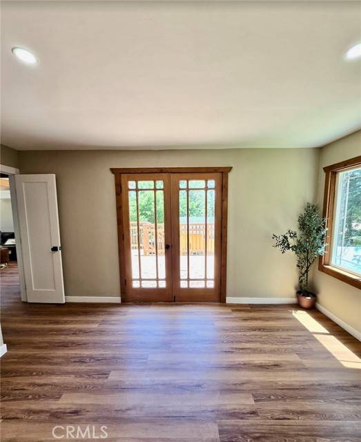 Lake Arrowhead, CA 92352,585 Arrowhead Villa RD