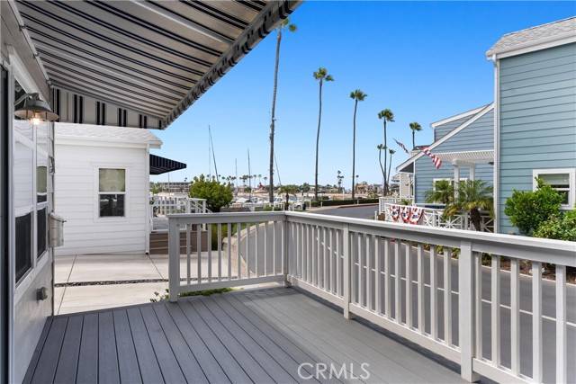 Newport Beach, CA 92663,51 Beach DR