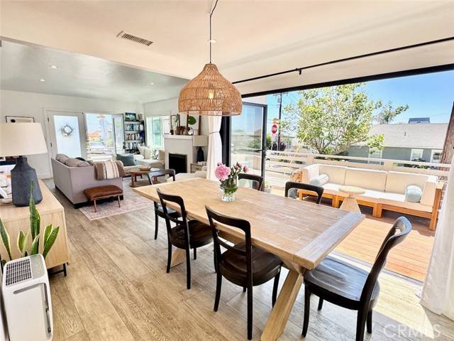 Hermosa Beach, CA 90254,1001 8th PL