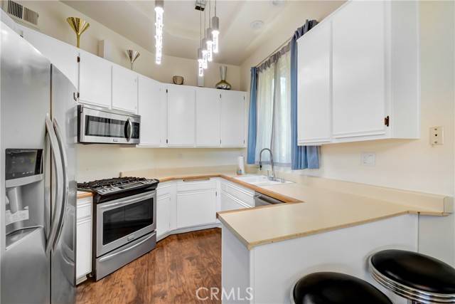 Baldwin Park, CA 91706,742 Park Shadow CT 17