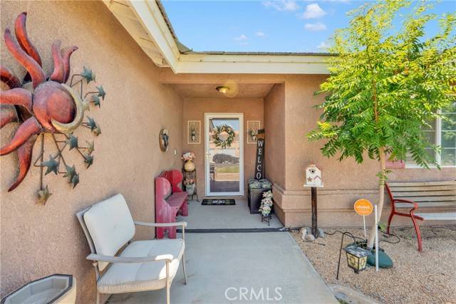 Helendale, CA 92342,26460 Gem CT