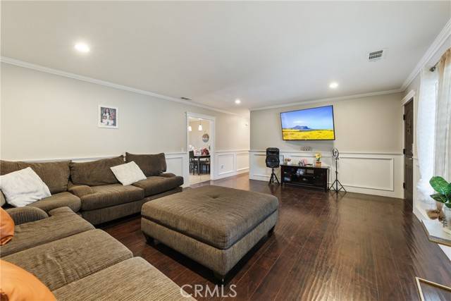 Jurupa Valley, CA 92509,8963 Bold Ruler LN