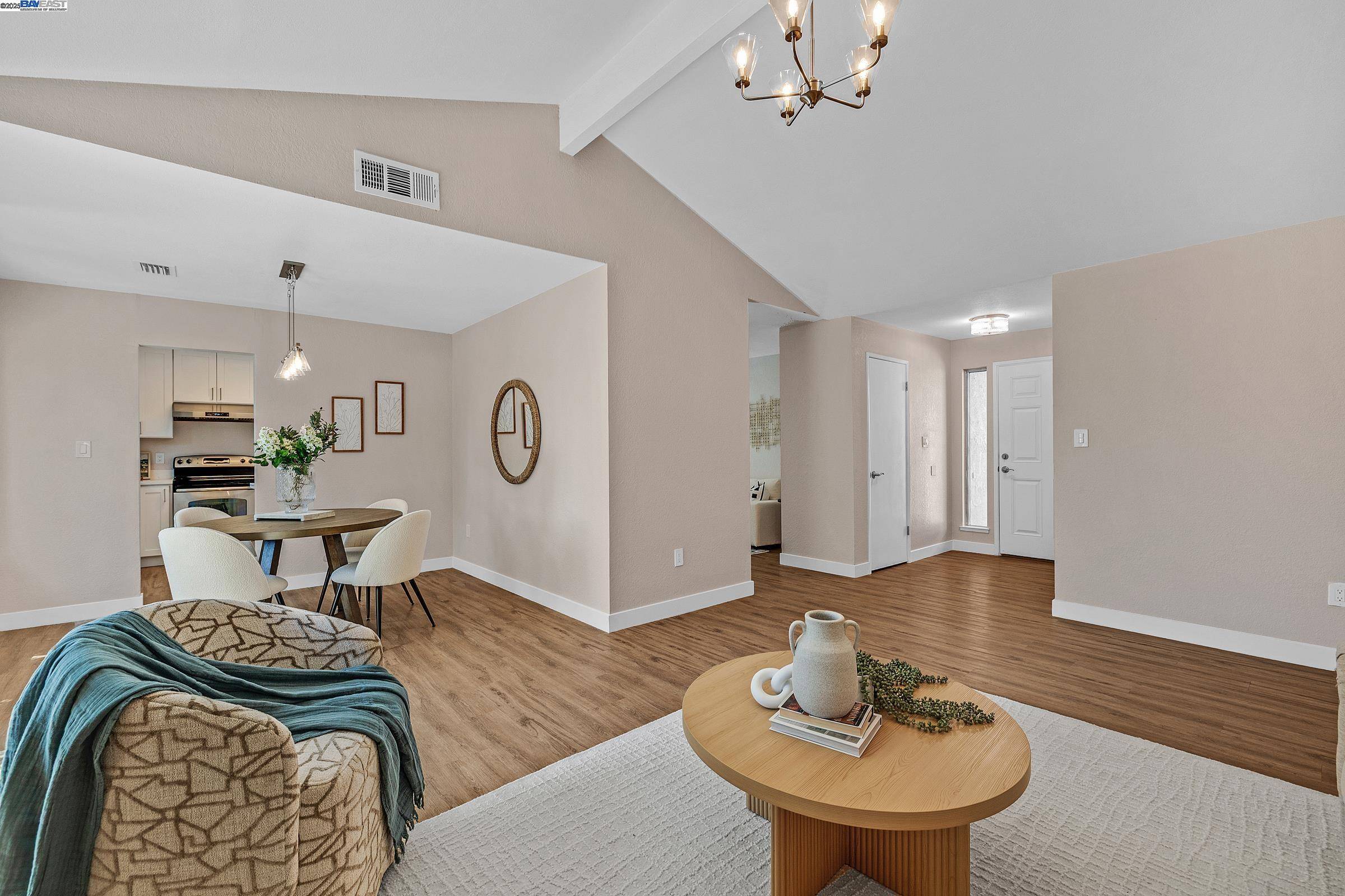 Tracy, CA 95376,910 Amaretto Dr