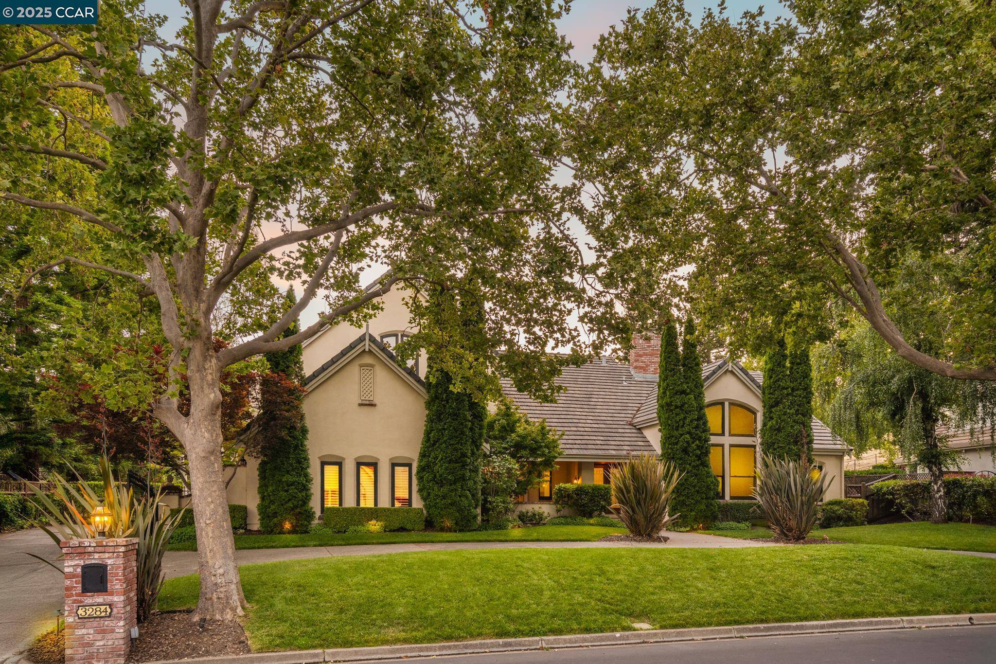 Danville, CA 94506,3284 Blackhawk Meadow Dr